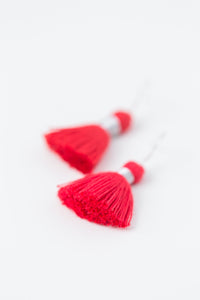 THE BRE 1-1/4” red silver tassel earrings