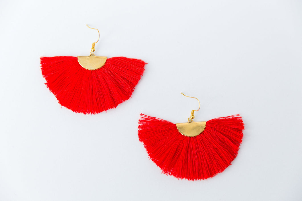 THE ROSE fan RED tassel earrings